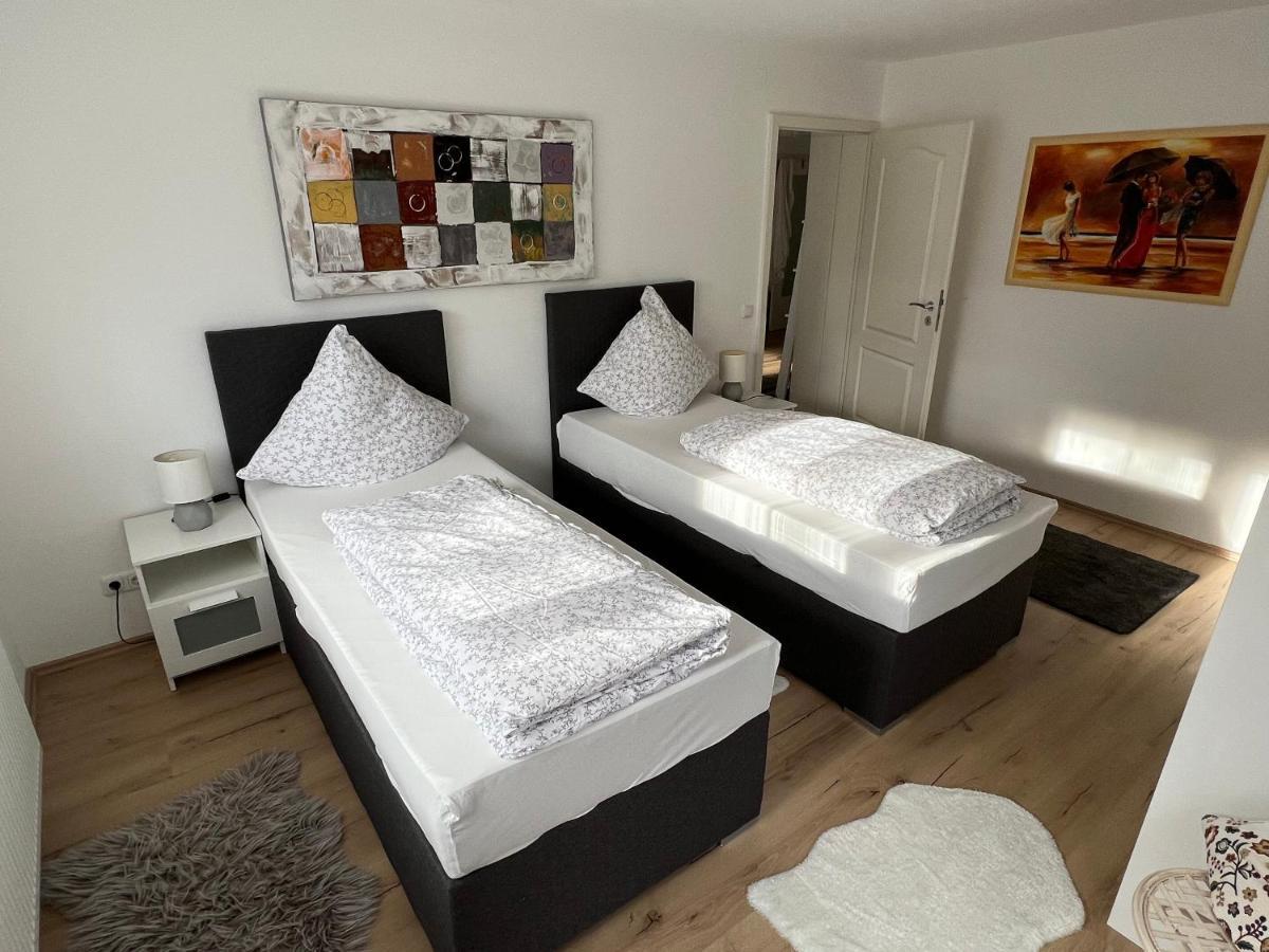 Terrassenwohnung In Estenfeld Bei Wuerzburg Luaran gambar