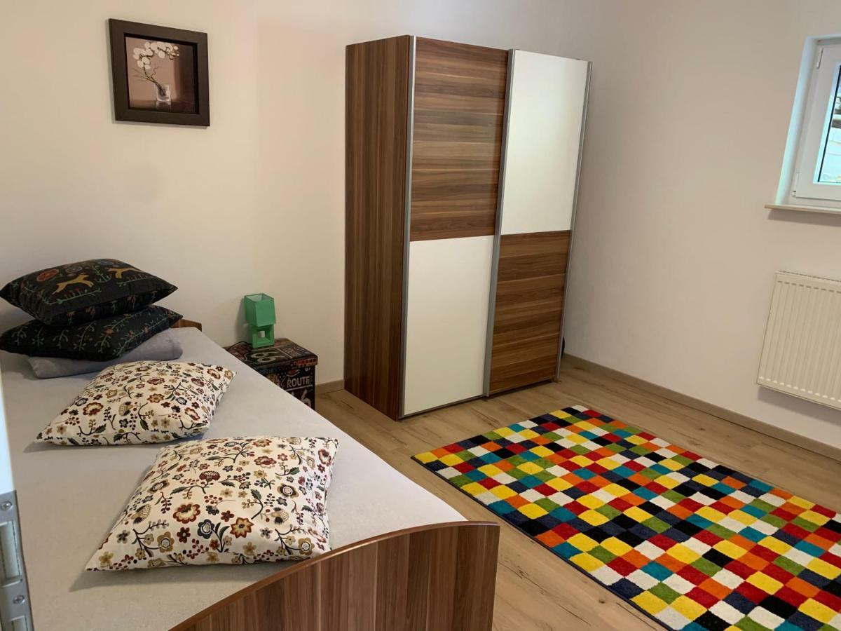 Terrassenwohnung In Estenfeld Bei Wuerzburg Luaran gambar