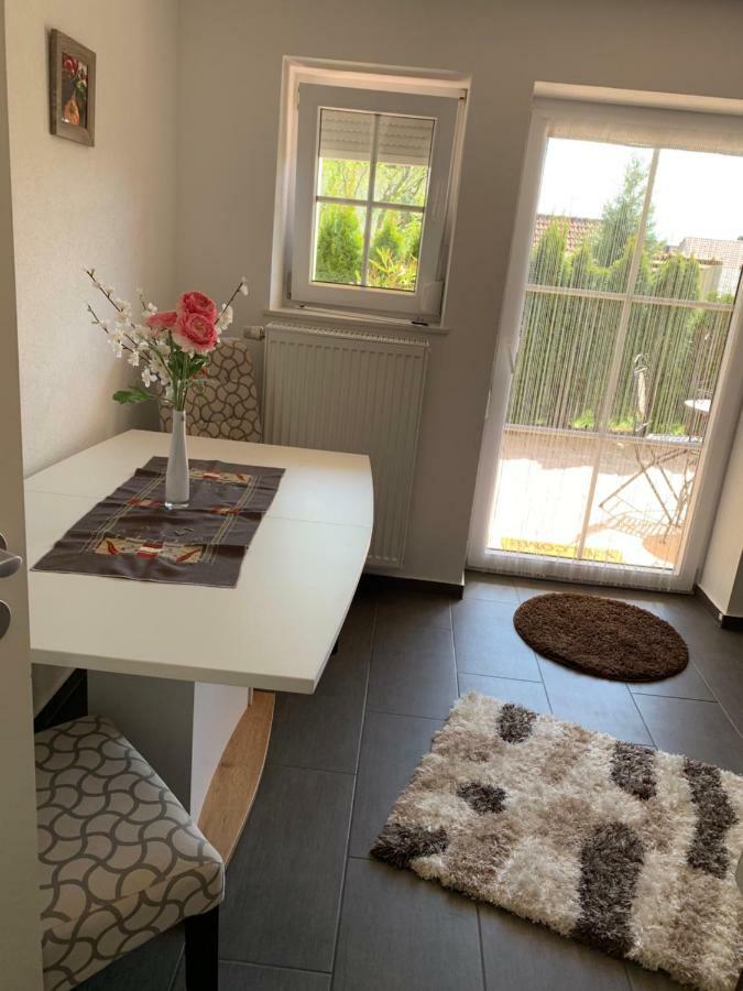 Terrassenwohnung In Estenfeld Bei Wuerzburg Luaran gambar